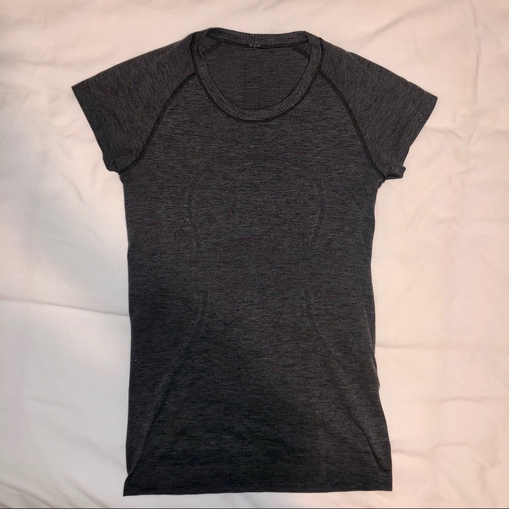 Lululemon Swiftly Tech Short Sleeve 2.0